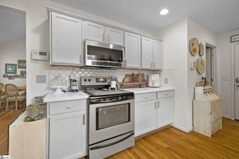 111 Woodvale Avenue Fountain Inn SC 29644