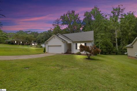 111 Woodvale Avenue Fountain Inn SC 29644