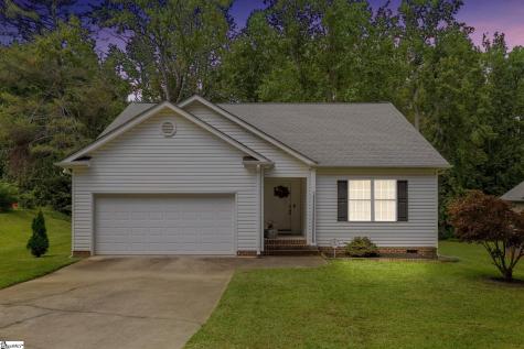 111 Woodvale Avenue Fountain Inn SC 29644