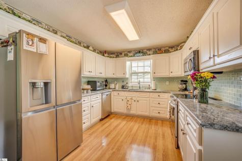 202 Shady Pines Way Fountain Inn SC 29644