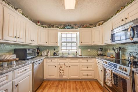 202 Shady Pines Way Fountain Inn SC 29644