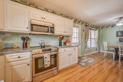 202 Shady Pines Way Fountain Inn SC 29644