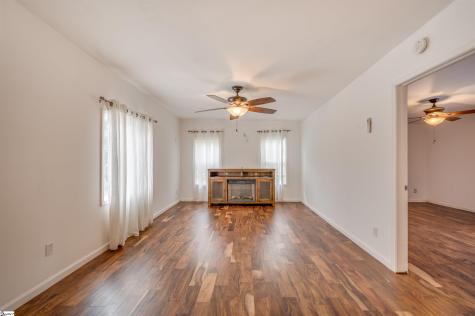 202 Shady Pines Way Fountain Inn SC 29644