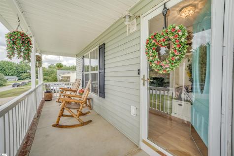 202 Shady Pines Way Fountain Inn SC 29644