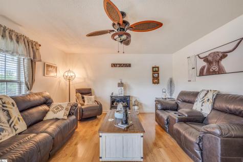 202 Shady Pines Way Fountain Inn SC 29644