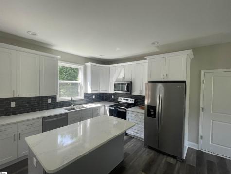 709 Rockcliff Street Greenville SC 29617