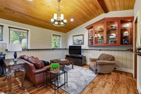 5 Tropicana Court Greenville SC 29609