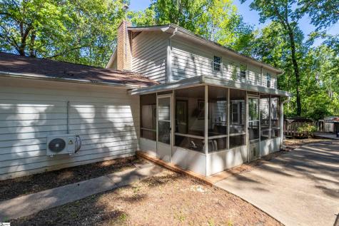 164 Chestnut Lake Drive Inman SC 29349