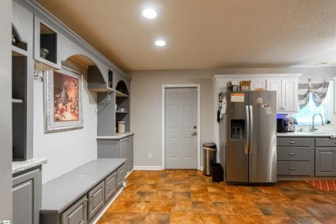 164 Chestnut Lake Drive Inman SC 29349