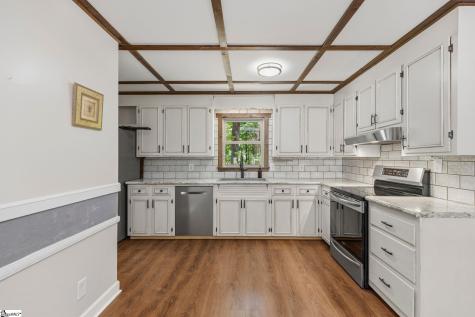 305 Dill Circle Landrum SC 29356
