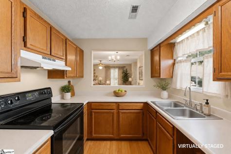 40 Huntsfield Drive Greenville SC 29607