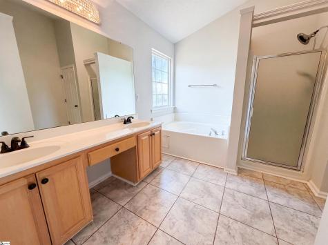 9 Bluff Ridge Court Greenville SC 29617