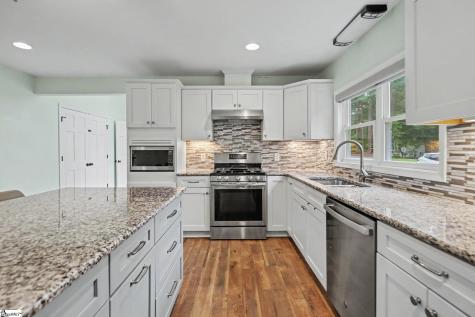 203 Mockingbird Street Seneca SC 29678