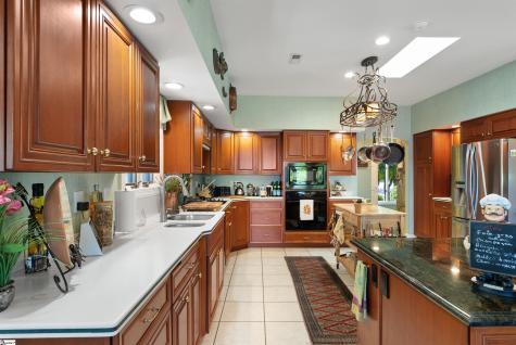10 Beacon Drive Salem SC 29676