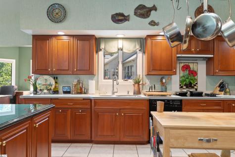 10 Beacon Drive Salem SC 29676
