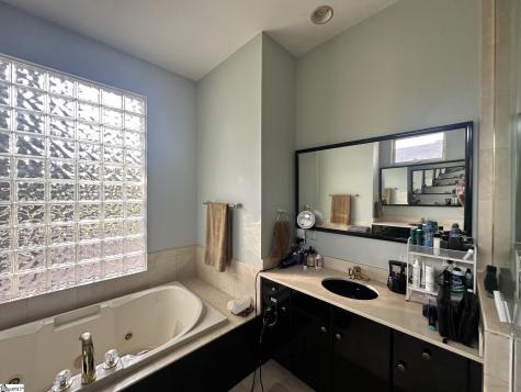 5 Country Squire Court Greenville SC 29615