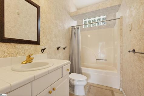 5 Country Squire Court Greenville SC 29615