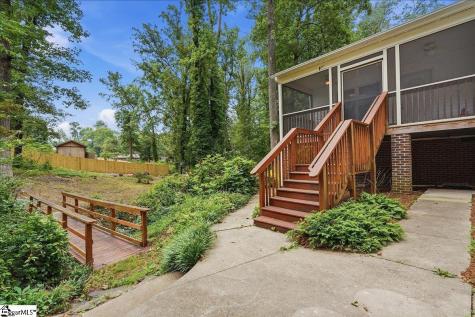9 Yorkshire Drive Greenville SC 29615