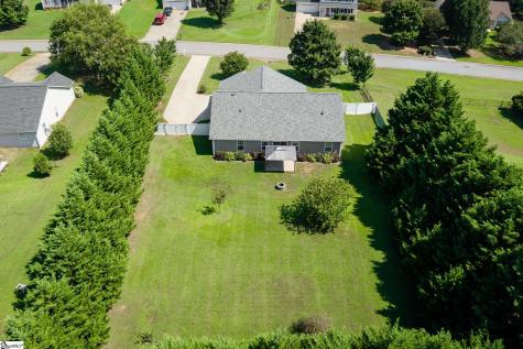 330 Shadowfield Acres Drive Duncan SC 29334