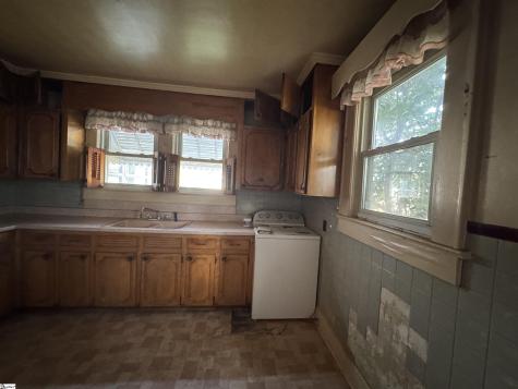 26 N Washington Avenue Greenville SC 29611