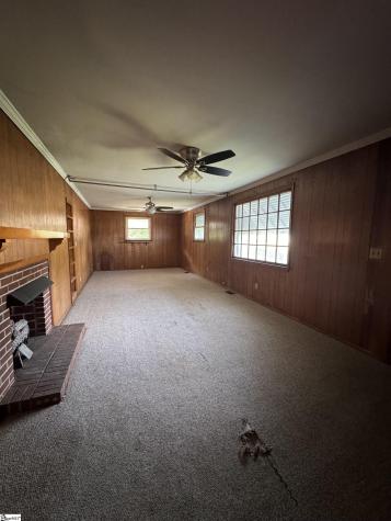 26 N Washington Avenue Greenville SC 29611