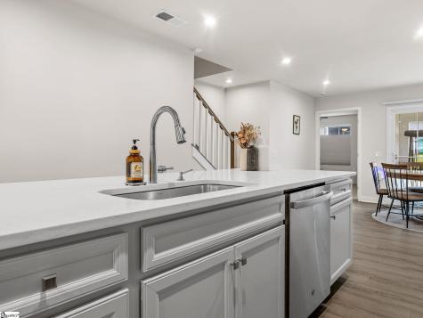 424 Leasowe Lane Greenville SC 29605