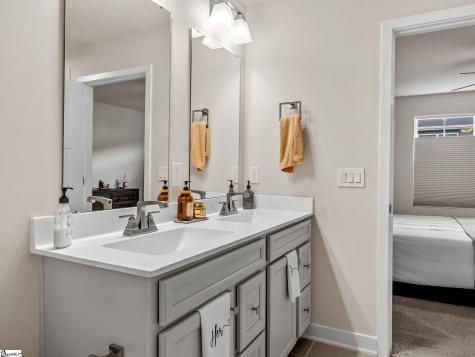 424 Leasowe Lane Greenville SC 29605