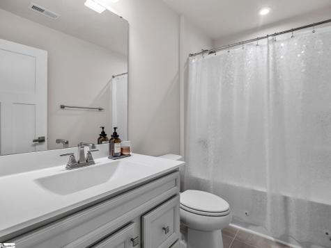 424 Leasowe Lane Greenville SC 29605
