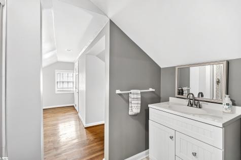 453 Longview Terrace Greenville SC 29605