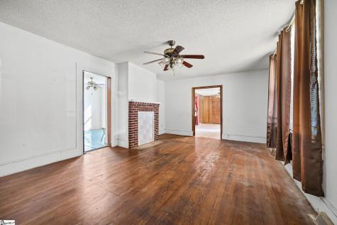 303 Pine Street Seneca SC 29678