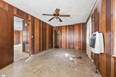 303 Pine Street Seneca SC 29678