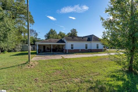 303 Pine Street Seneca SC 29678