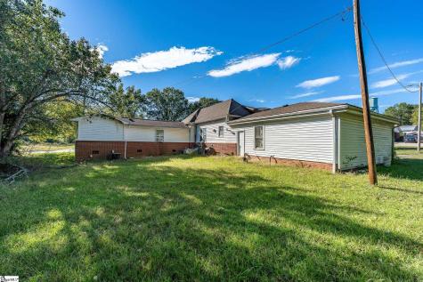 303 Pine Street Seneca SC 29678