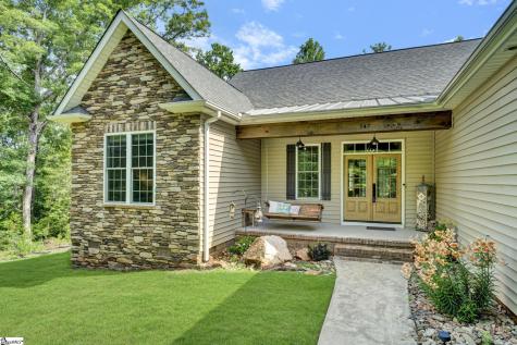 547 Lawrence Bridge Road Seneca SC 29672