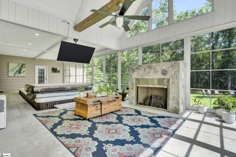 547 Lawrence Bridge Road Seneca SC 29672