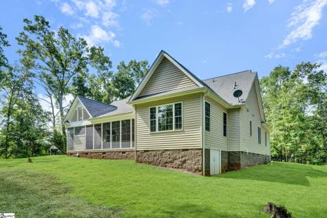 547 Lawrence Bridge Road Seneca SC 29672