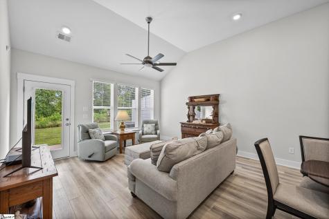 414 Ambleside Lane Greenville SC 29605