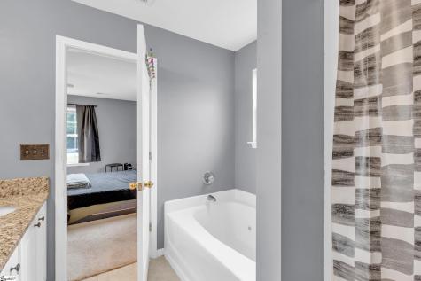 129 Saint James Court Anderson SC 29621