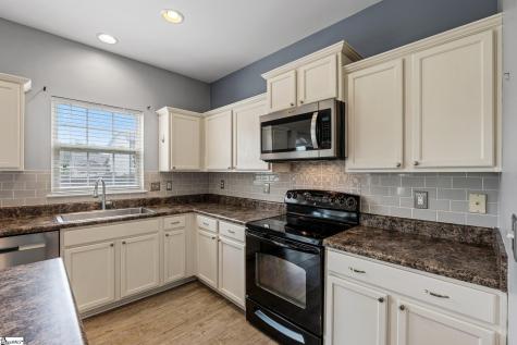 27 Madeline Circle Taylors SC 29687