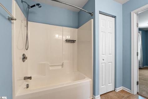 27 Madeline Circle Taylors SC 29687