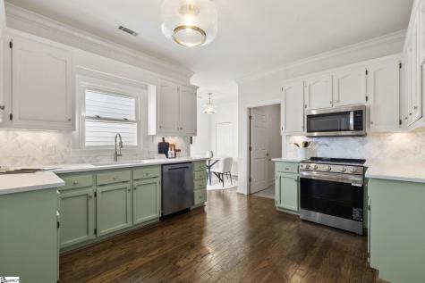 302 Greenview Circle Greenville SC 29609