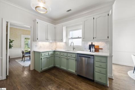 302 Greenview Circle Greenville SC 29609