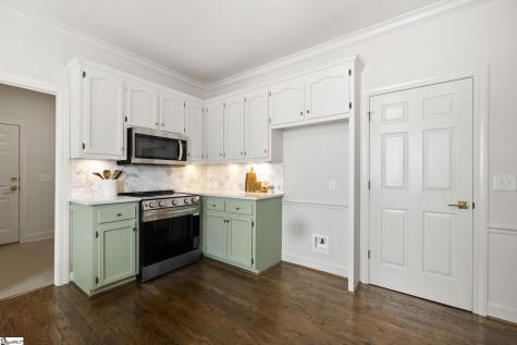 302 Greenview Circle Greenville SC 29609