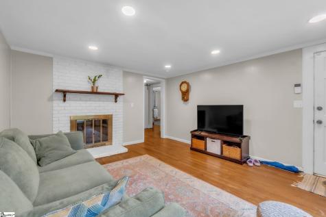 5 Jones Circle Greenville SC 29617