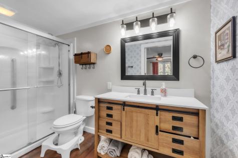 5 Jones Circle Greenville SC 29617