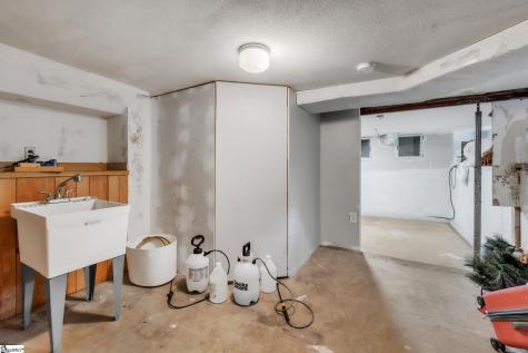 5 Jones Circle Greenville SC 29617