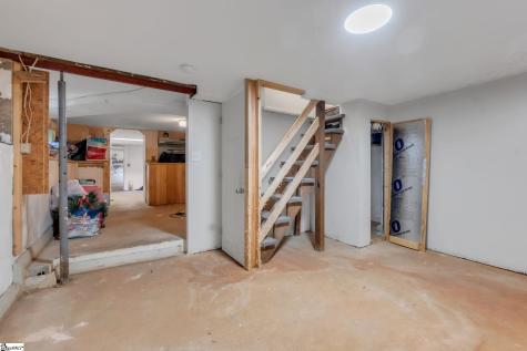 5 Jones Circle Greenville SC 29617