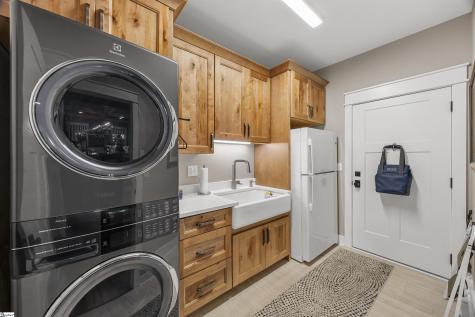 7 Maxfli Court Travelers Rest SC 29690
