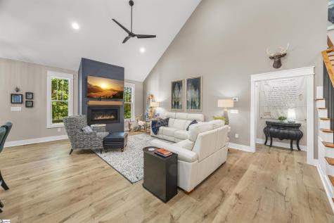 7 Maxfli Court Travelers Rest SC 29690