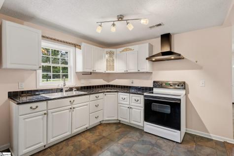 112 Newry Road Seneca SC 29672